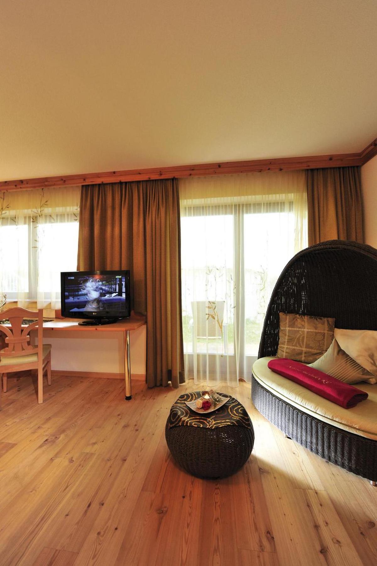 Alpine Resort Goies Superior (Adults Only) 라디스 외부 사진